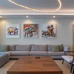 The Stylish Apt. Of Madeira Palace Cc 펜션
