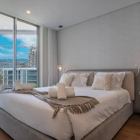 The Stylish Apt. Of Madeira Palace Cc