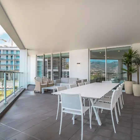 The Stylish Apt. Of Madeira Palace Cc