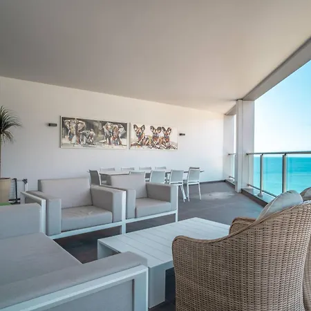The Stylish Apt. Of Madeira Palace Cc *