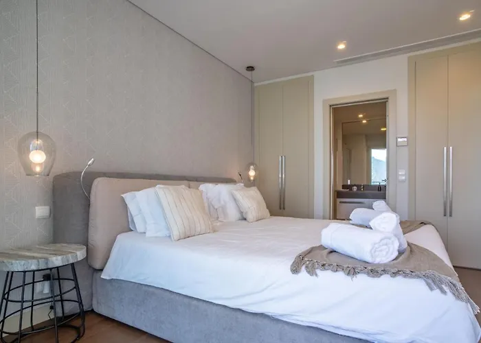 The Stylish Apt. Of Madeira Palace Cc *