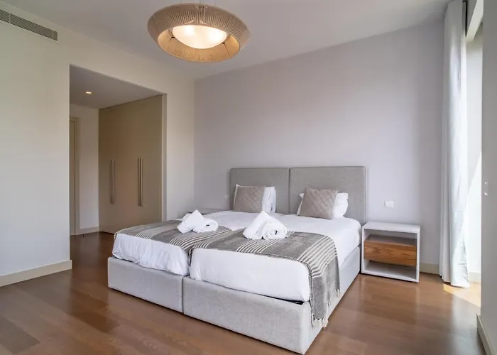 The Stylish Apt. Of Madeira Palace Cc