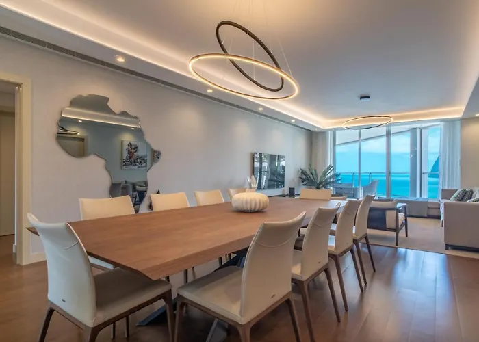 The Stylish Apt. Of Madeira Palace Cc פונשל