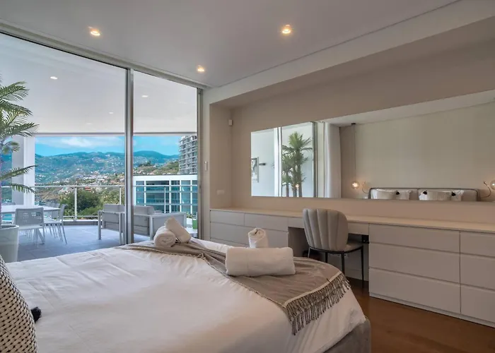The Stylish Apt. Of Madeira Palace Cc *